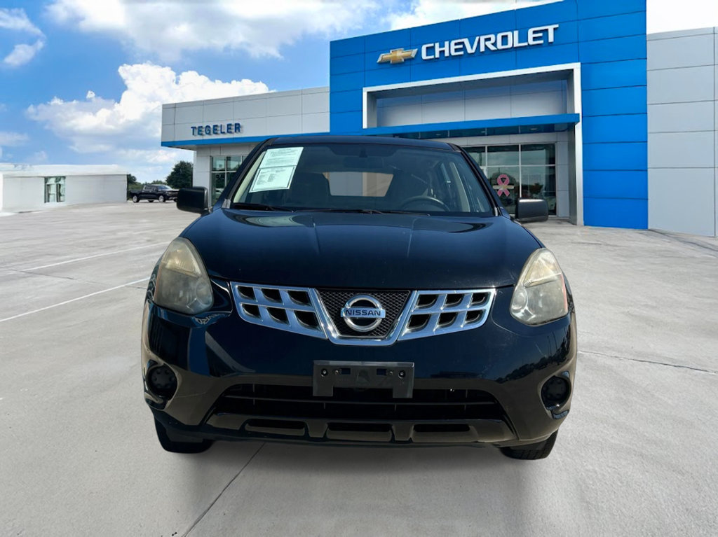Used 2014 Nissan Rogue S FWD image 2