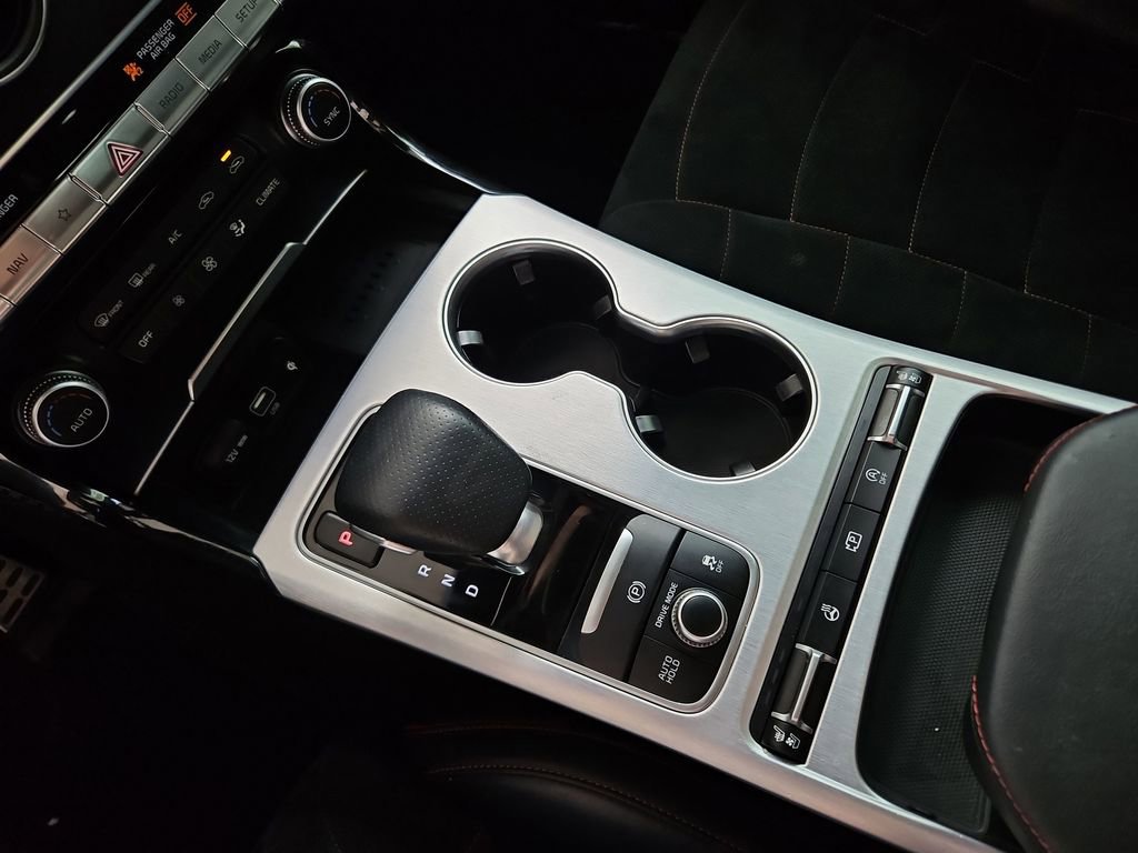 Used 2022 Kia Stinger GT2 image 20