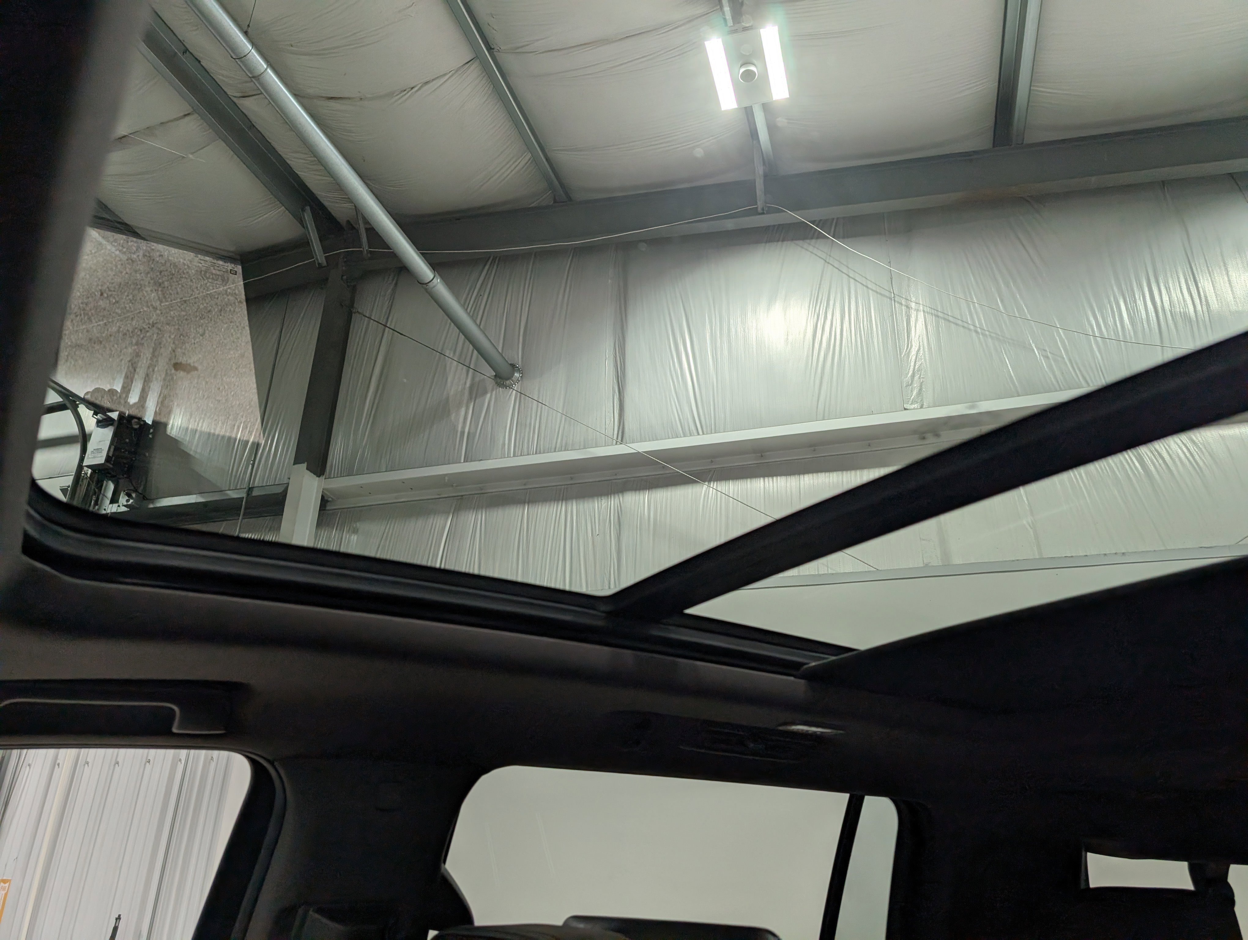 Used 2023 GMC Yukon XL Denali w/ Denali Reserve Package image 33