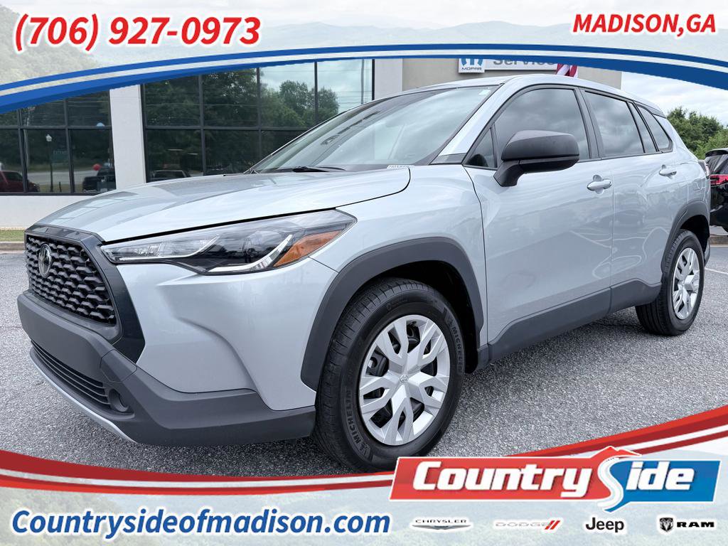 Used 2022 Toyota Corolla Cross L FWD image 1