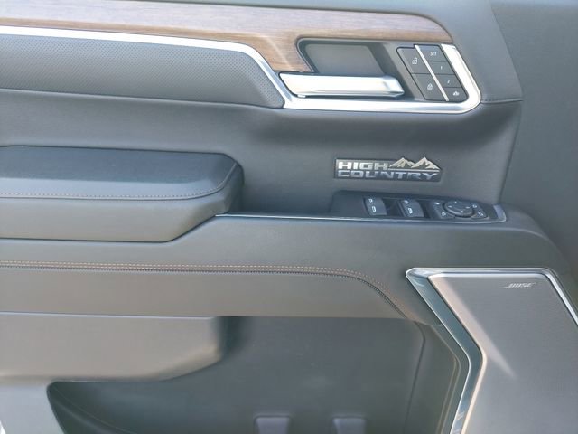 Used 2023 Chevrolet Silverado 1500 High Country w/ Technology Package image 22