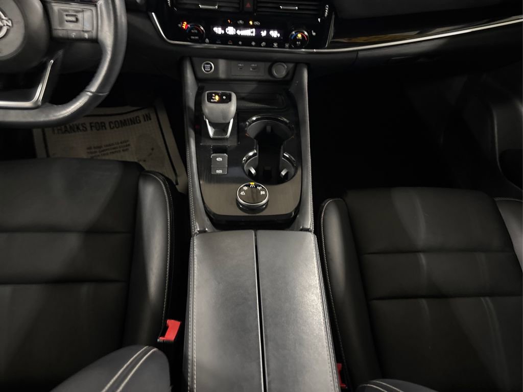 Used 2023 Nissan Rogue SL w/ SL Premium Package image 19