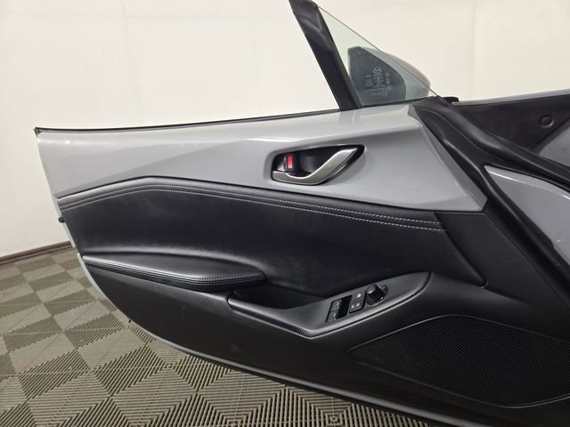 Used 2024 MAZDA MX-5 Miata RF Grand Touring image 28