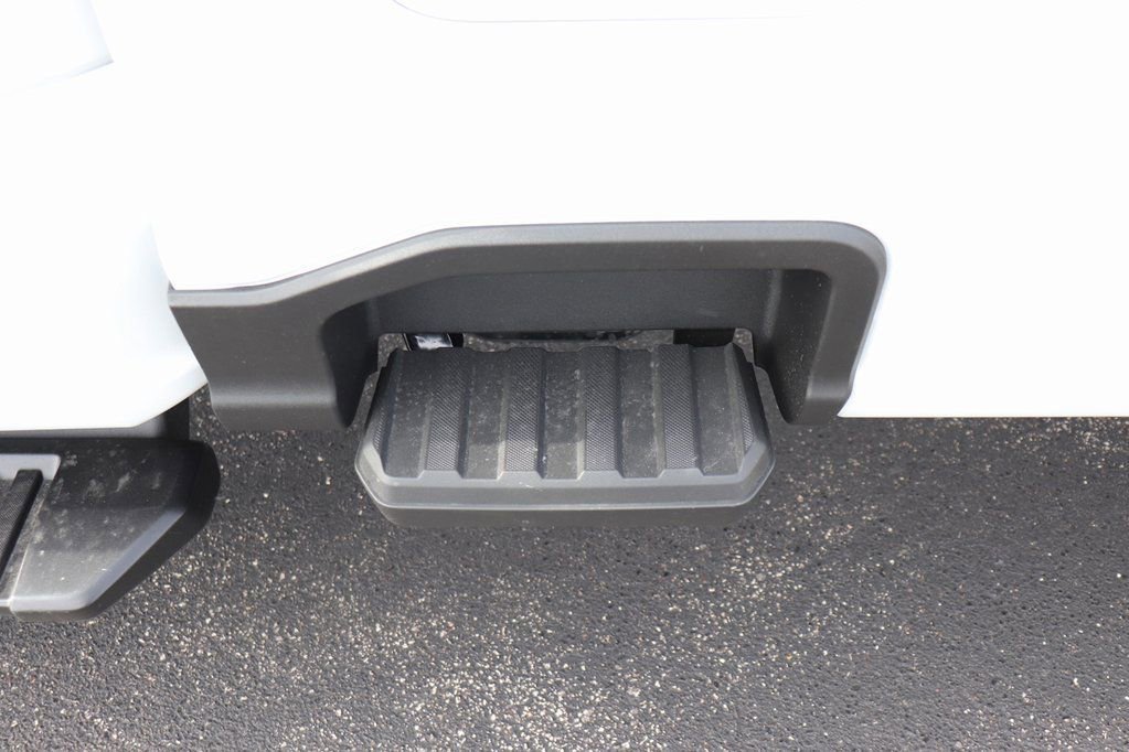 New 2026 Ford F350 XLT w/ 360-Degree Camera Package image 9