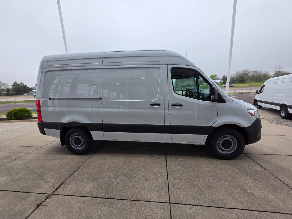New 2026 Mercedes-Benz Sprinter 2500 image 4