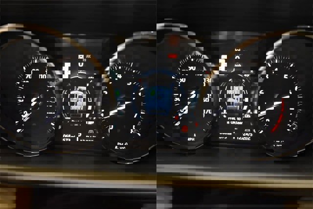 Used 2017 Land Rover Range Rover Sport HSE image 18