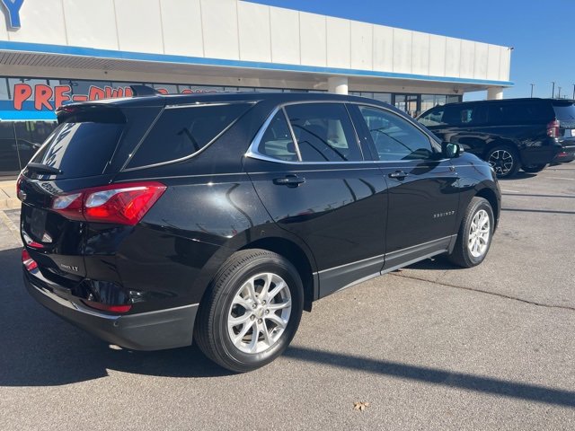 Used 2018 Chevrolet Equinox LT image 3
