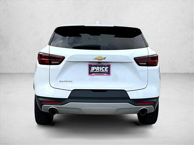 Used 2023 Chevrolet Blazer LT image 4