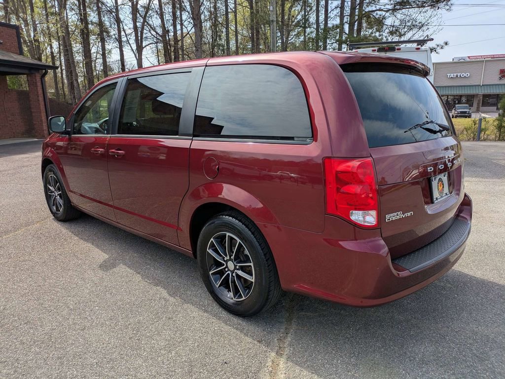 Used 2018 Dodge Grand Caravan SE image 7