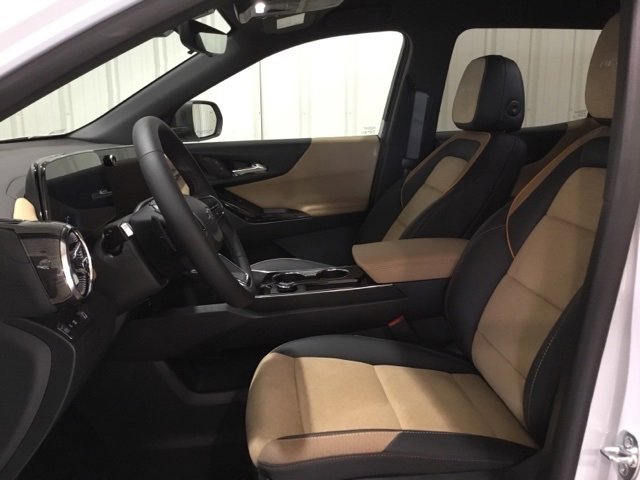 New 2026 Chevrolet Equinox ACTIV w/ Convenience Package III image 26