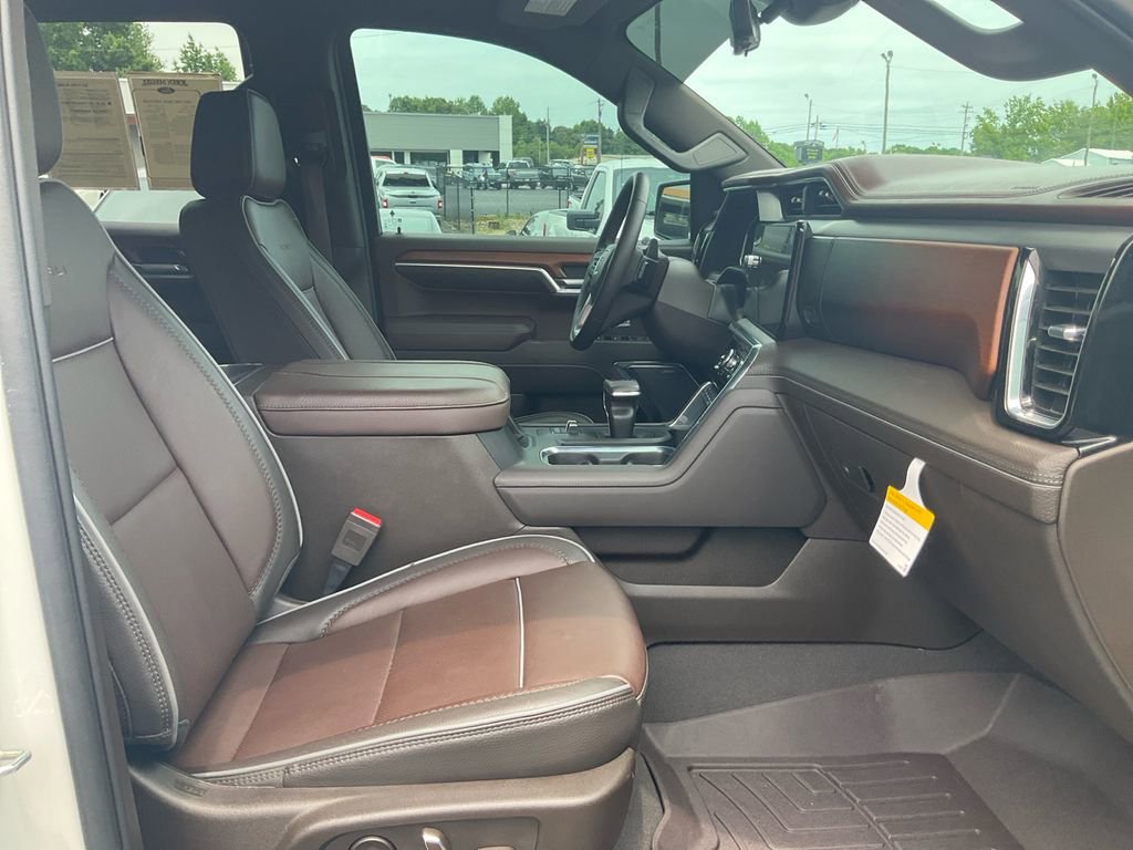 Used 2023 GMC Sierra 1500 Denali w/ Denali Reserve Package AWD/4WD image 12