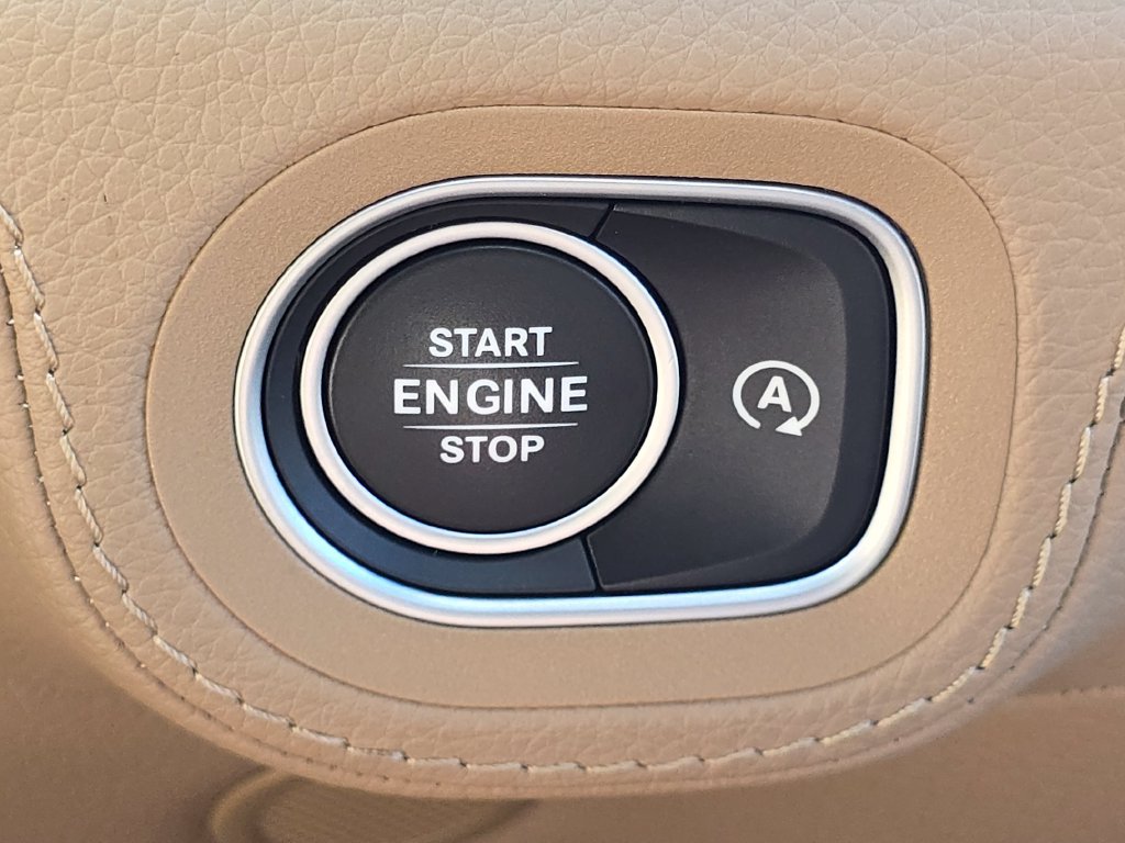 Used 2024 Mercedes-Benz GLE 350 4MATIC image 37
