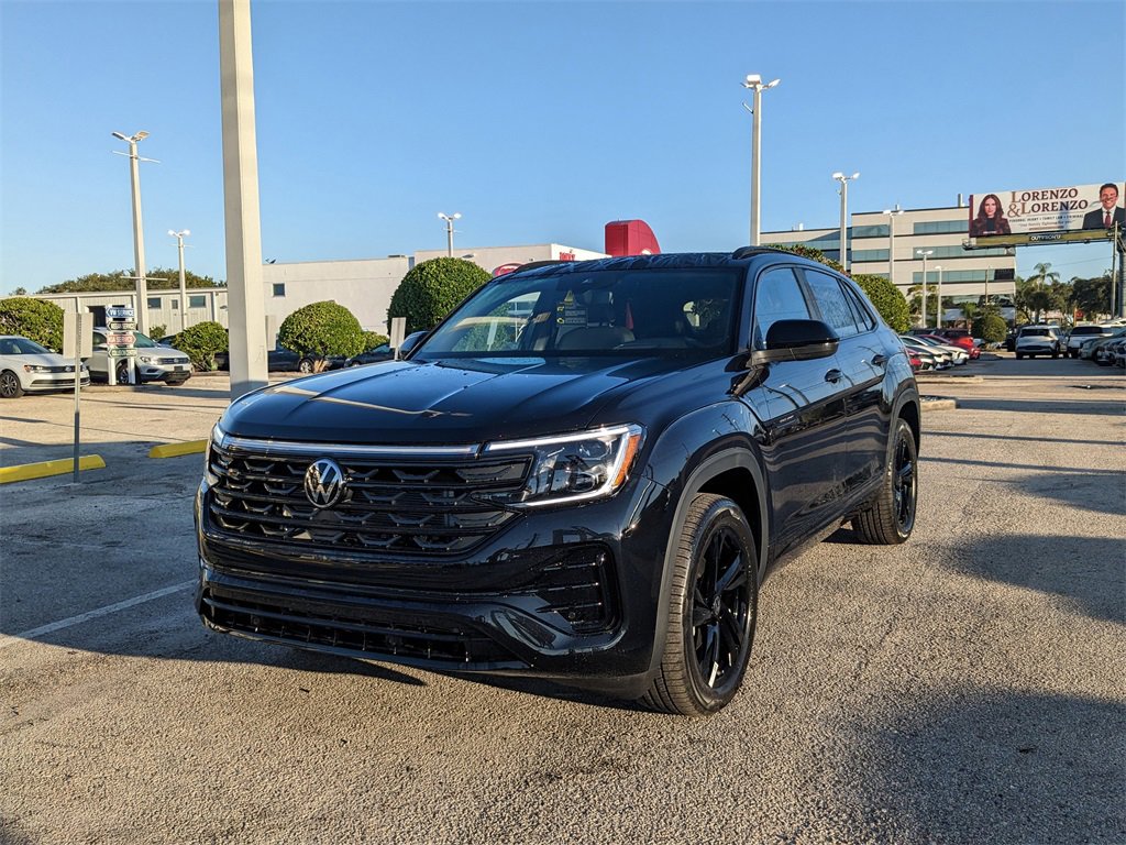 New 2026 Volkswagen Atlas Cross Sport SEL R-Line image 5
