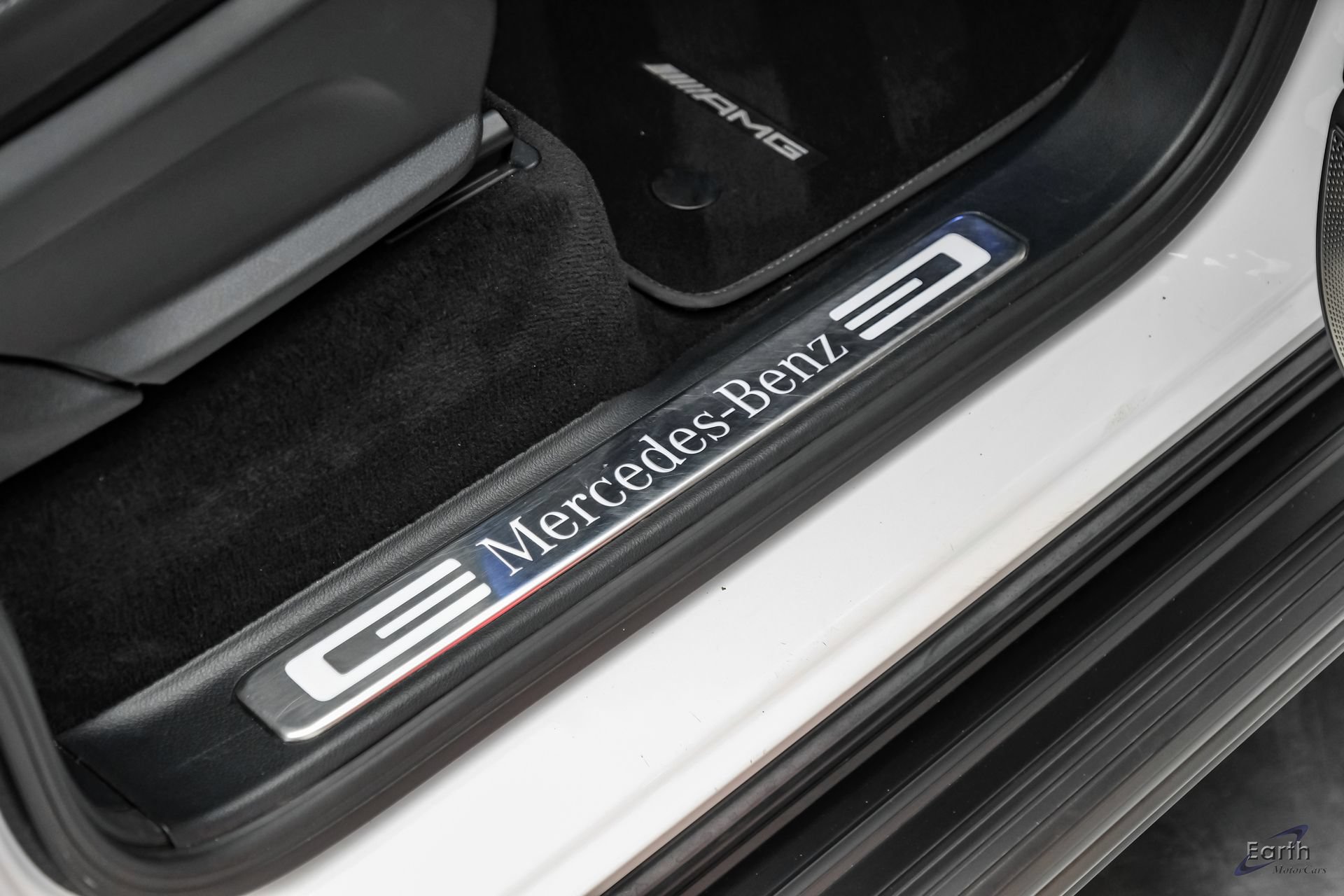 Used 2025 Mercedes-Benz G 550 w/ Exclusive Interior Package image 48