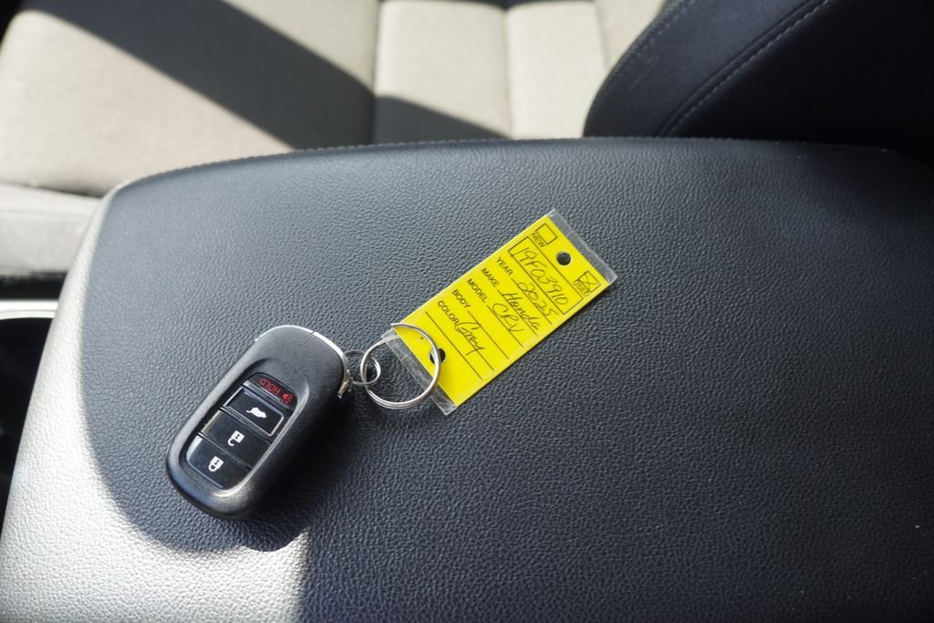 Certified 2025 Honda CR-V LX image 2