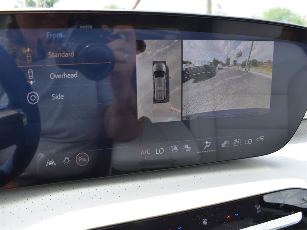 New 2026 Buick Enclave Avenir w/ Super Cruise Package image 23