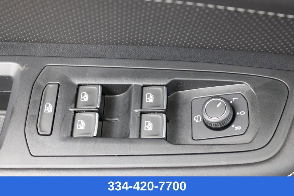 New 2025 Volkswagen Atlas SEL Premium R-Line image 16