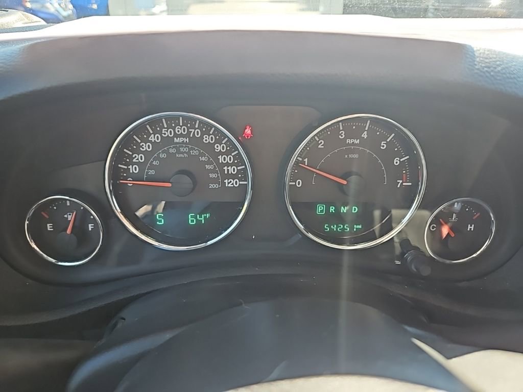 Used 2017 Jeep Wrangler Unlimited Sahara image 18