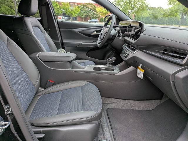 New 2026 Buick Envista Sport Touring FWD image 25
