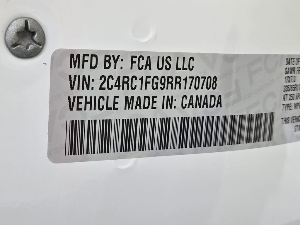 Used 2024 Chrysler Pacifica Touring image 31