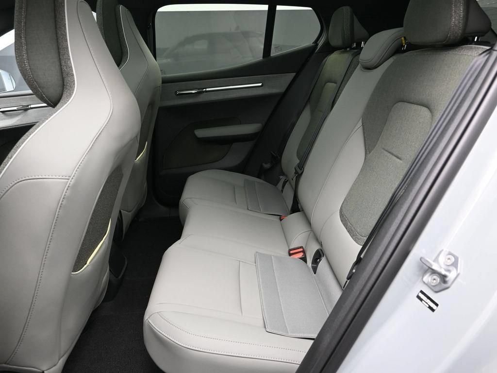 New 2026 Volvo EX30 Cross Country Ultra w/ Protection Package Premier AWD/4WD image 11
