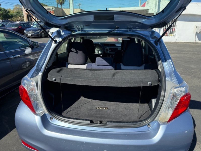 Used 2013 Toyota Yaris LE FWD image 15