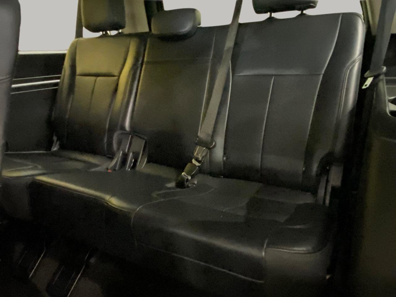 Used 2023 Ford Expedition Max XLT image 18