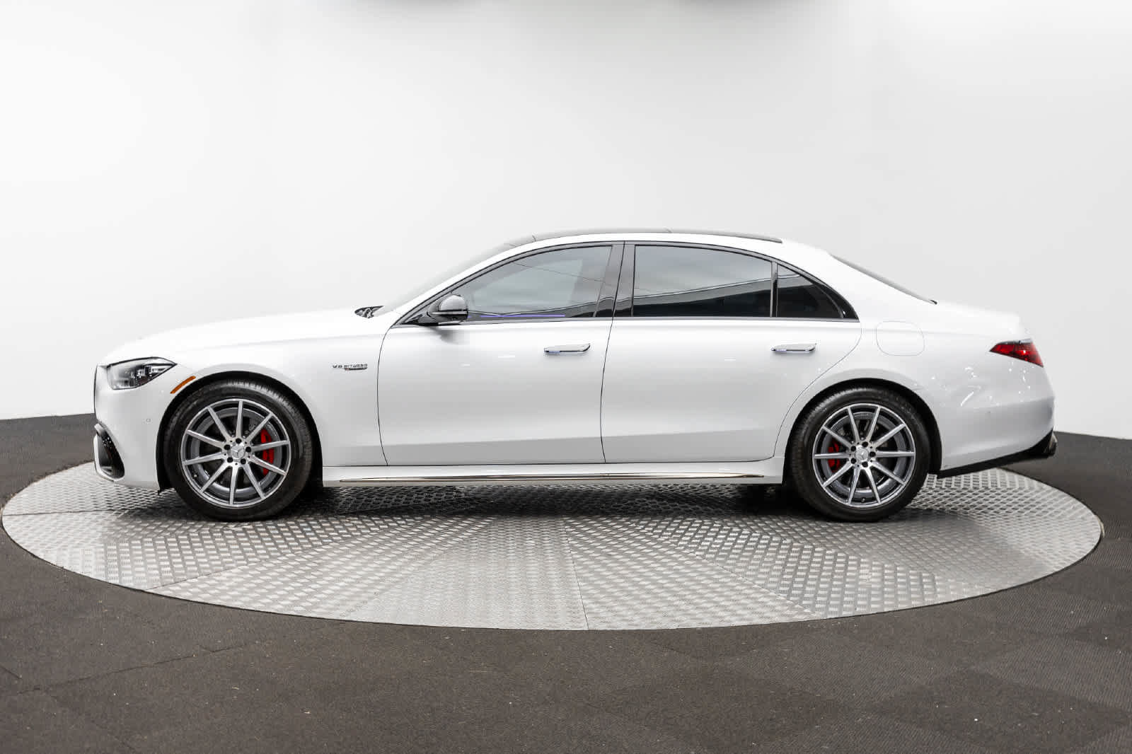 Used 2025 Mercedes-Benz S 63 AMG S w/ Rear Seat Package image 3