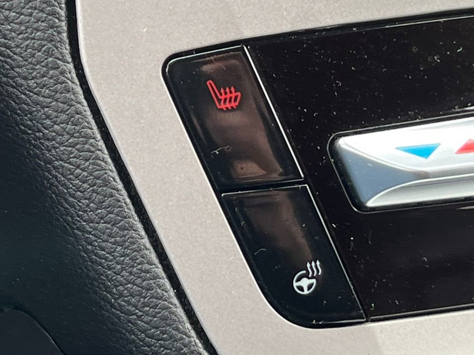 Certified 2023 Ford Explorer XLT w/ Equipment Group 202A image 28