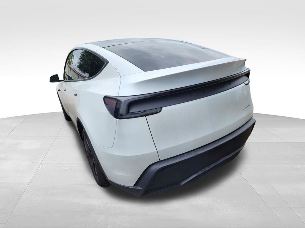 Used 2026 Tesla Model Y Long Range AWD/4WD image 9