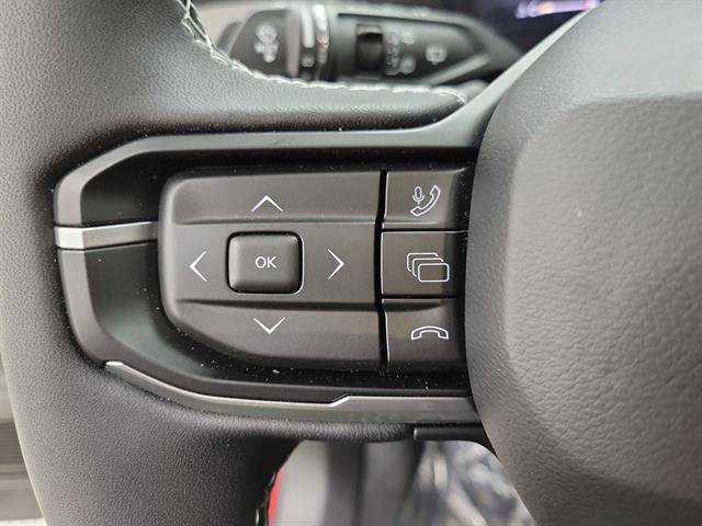 Used 2026 Jeep Cherokee Limited image 25