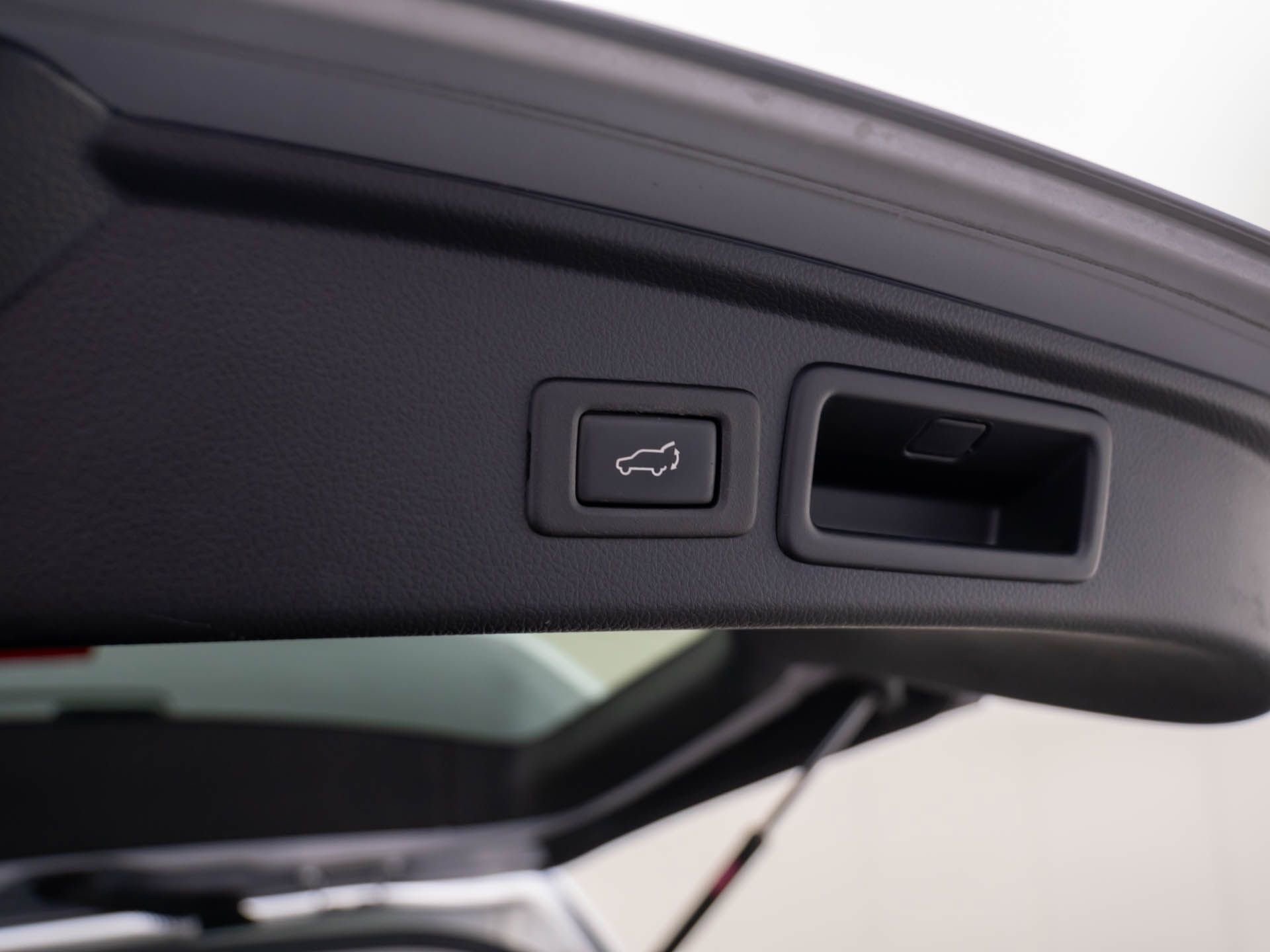 Used 2016 Subaru Forester 2.0XT Touring w/ Protection Package #2 image 30