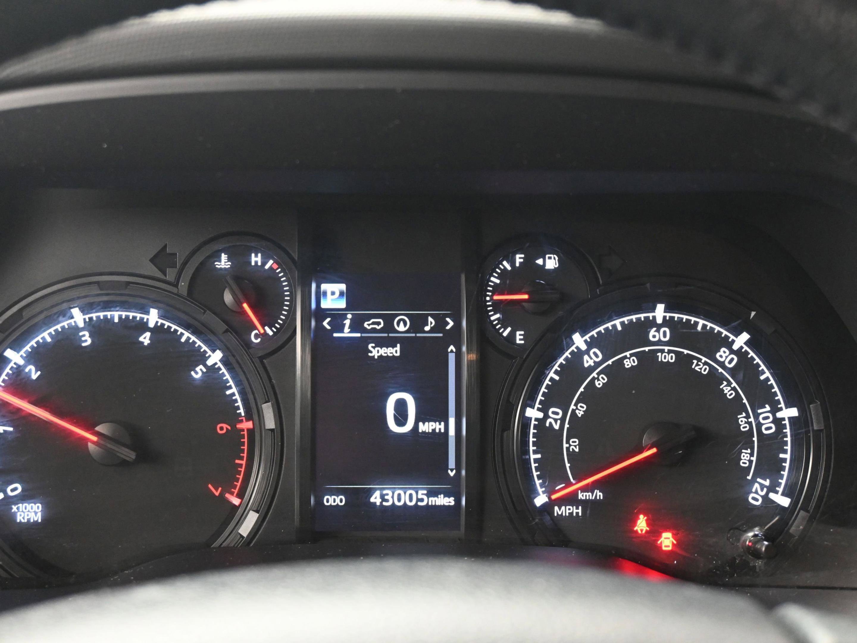 Certified 2024 Toyota 4Runner SR5 AWD/4WD image 26
