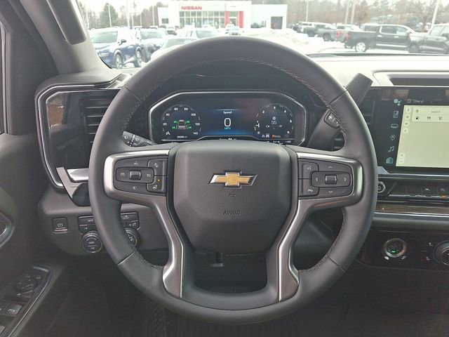 Used 2024 Chevrolet Silverado 1500 LT image 27