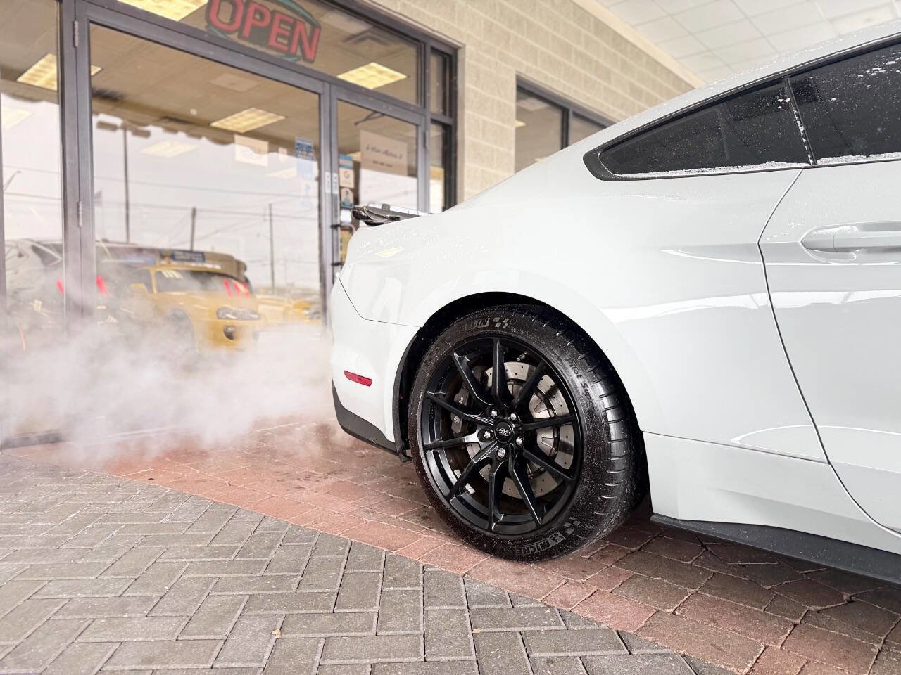 Used 2017 Ford Mustang Shelby GT350 w/ Electronics Package image 16