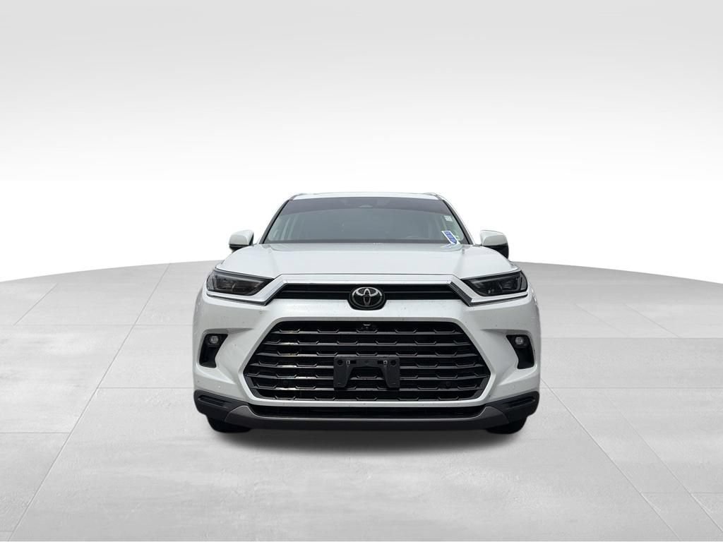 Used 2024 Toyota Grand Highlander AWD image 11