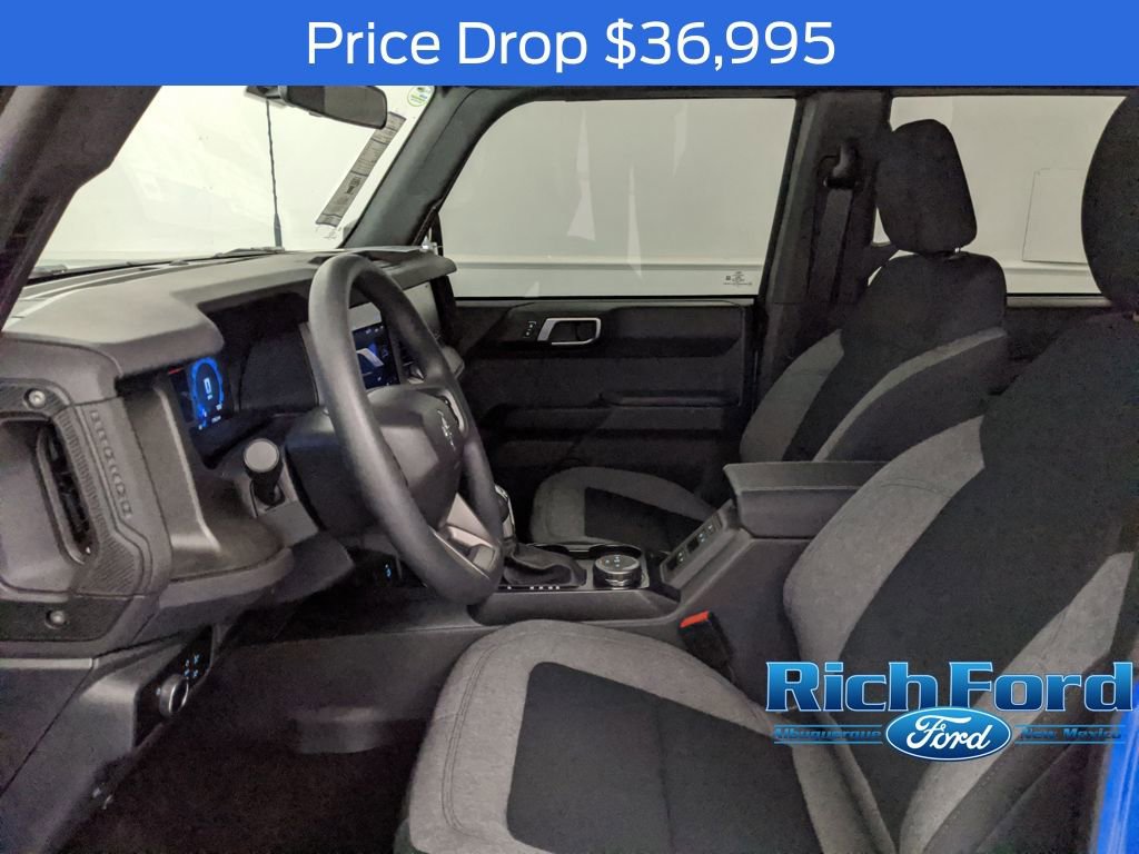 New 2025 Ford Bronco 4-Door image 22