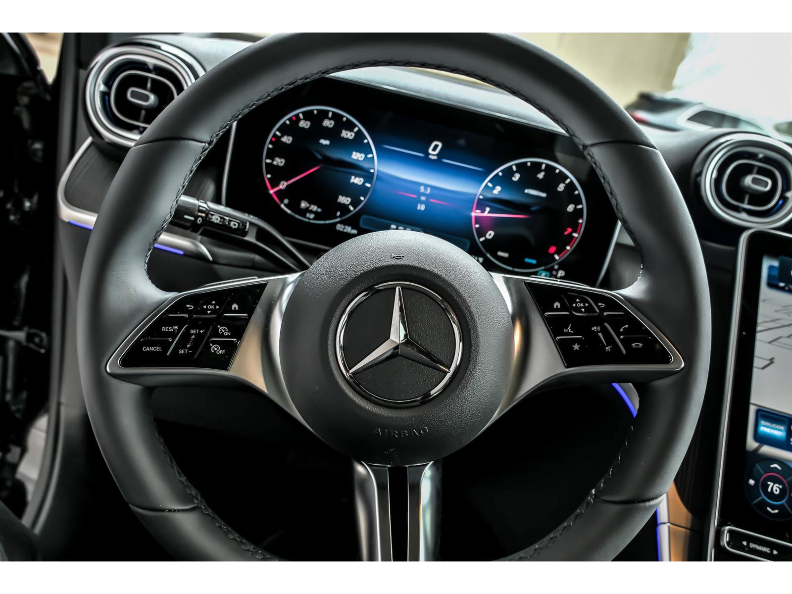 New 2026 Mercedes-Benz GLC 300 4MATIC image 12