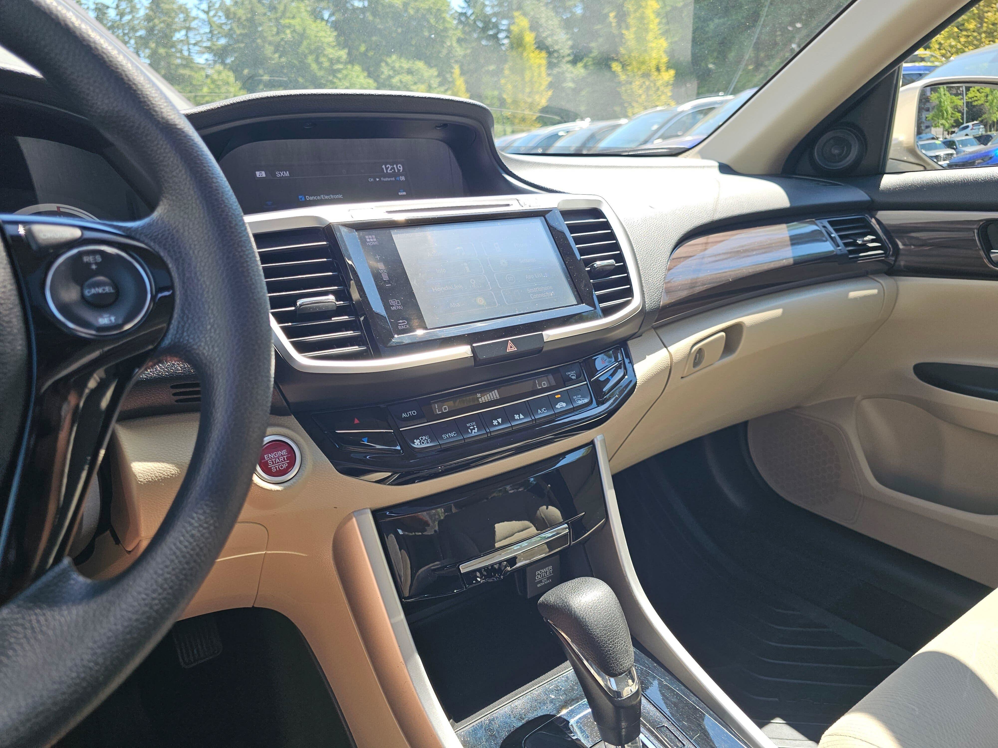 Used 2016 Honda Accord EX image 65