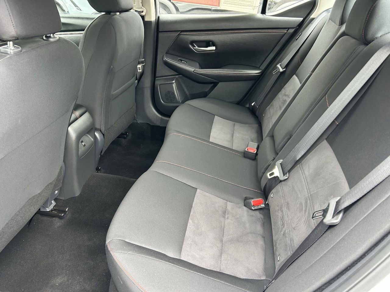 Certified 2025 Nissan Sentra SR image 14