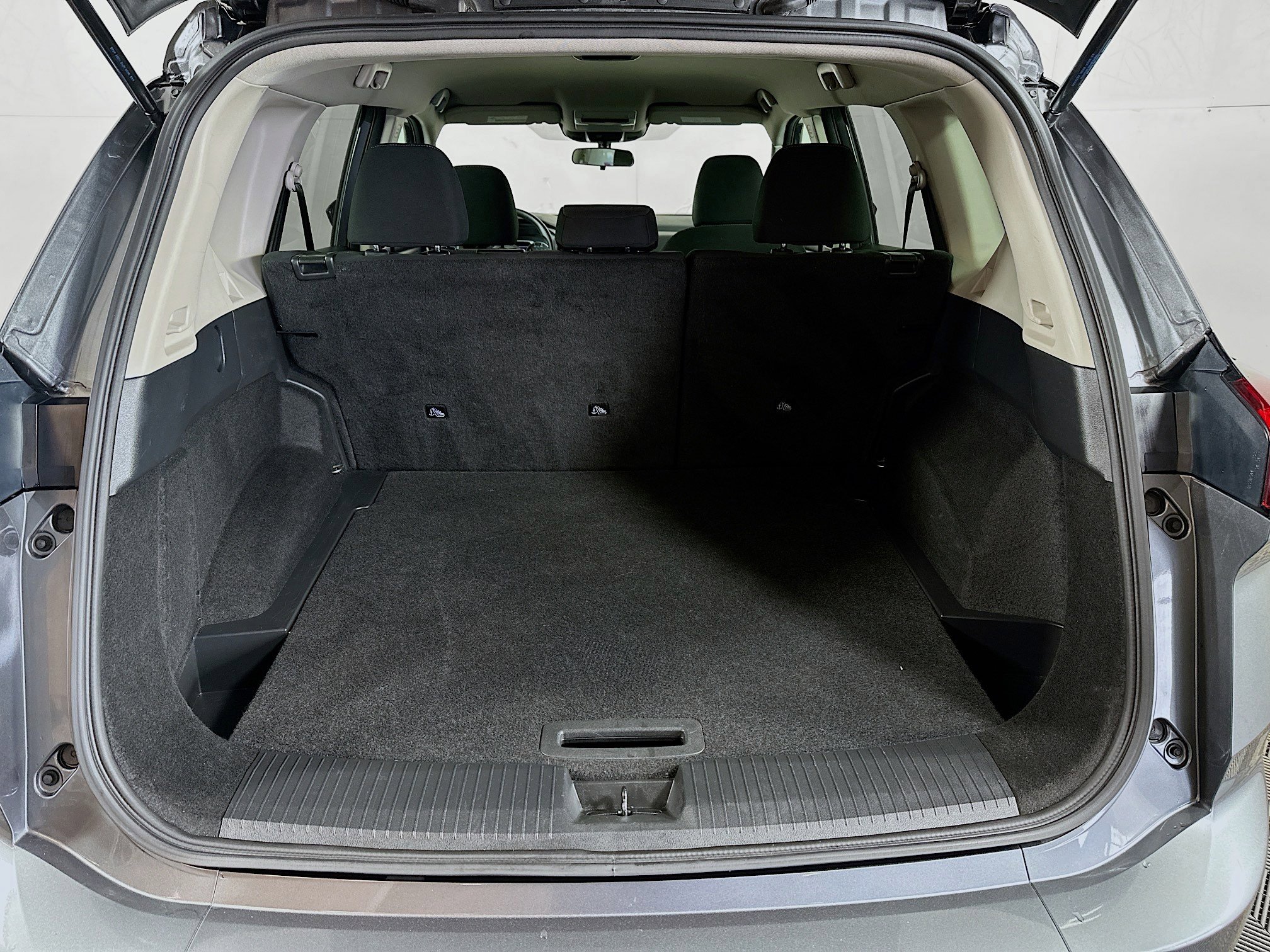 Used 2024 Nissan Rogue S AWD/4WD image 23