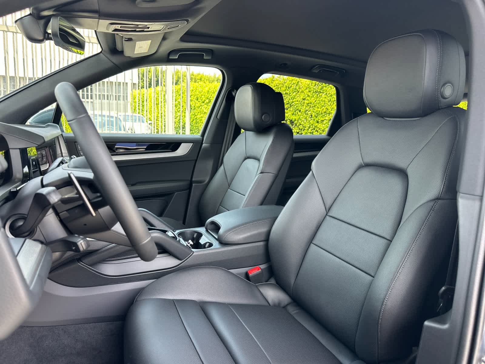 New 2026 Porsche Cayenne S AWD/4WD image 5