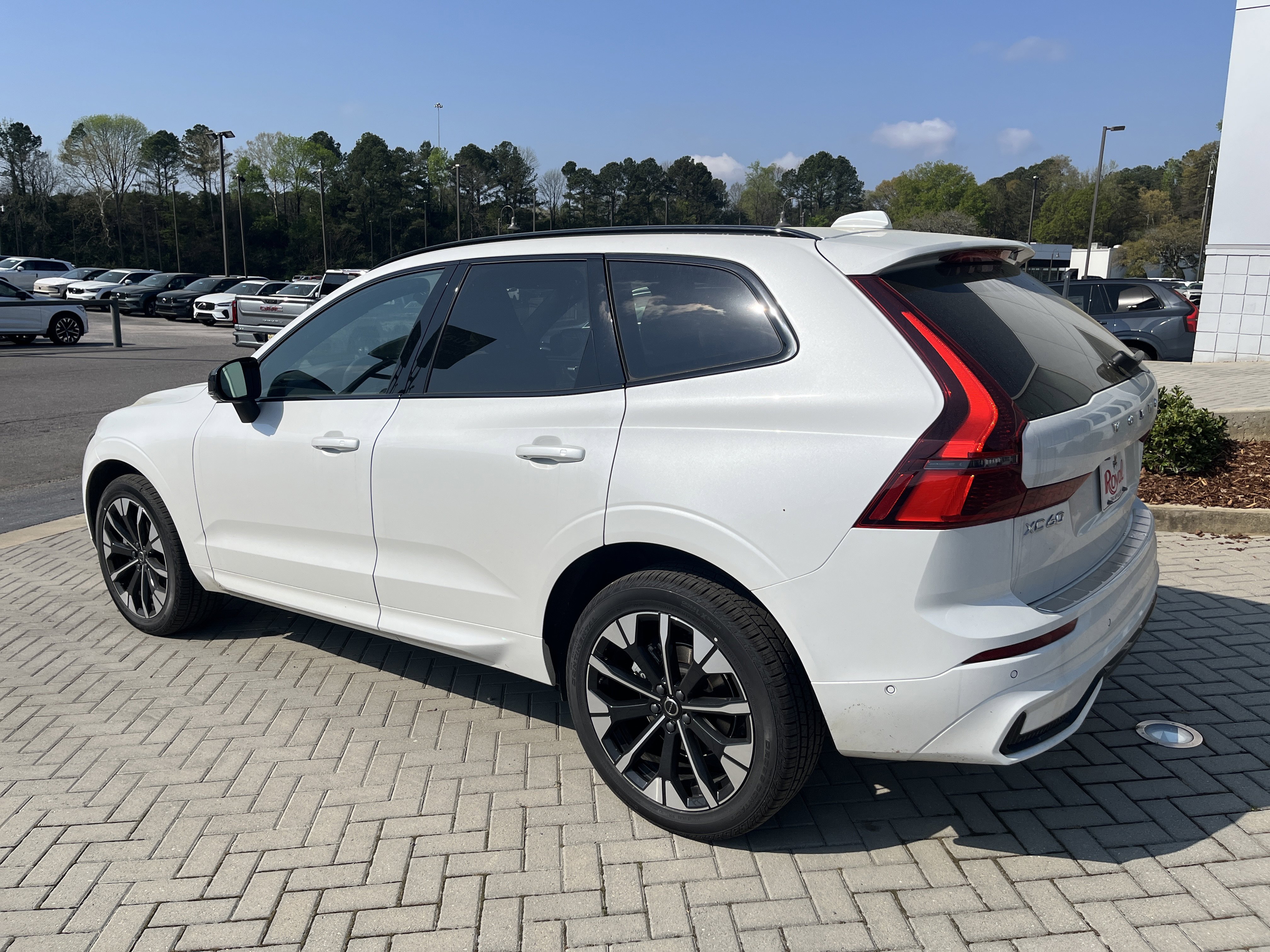 New 2026 Volvo XC60 B5 Plus w/ Protection Package Premier image 3