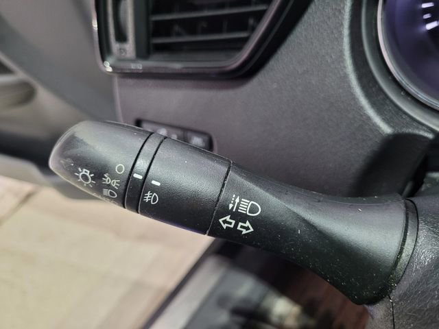 Used 2017 Nissan Rogue SV image 44