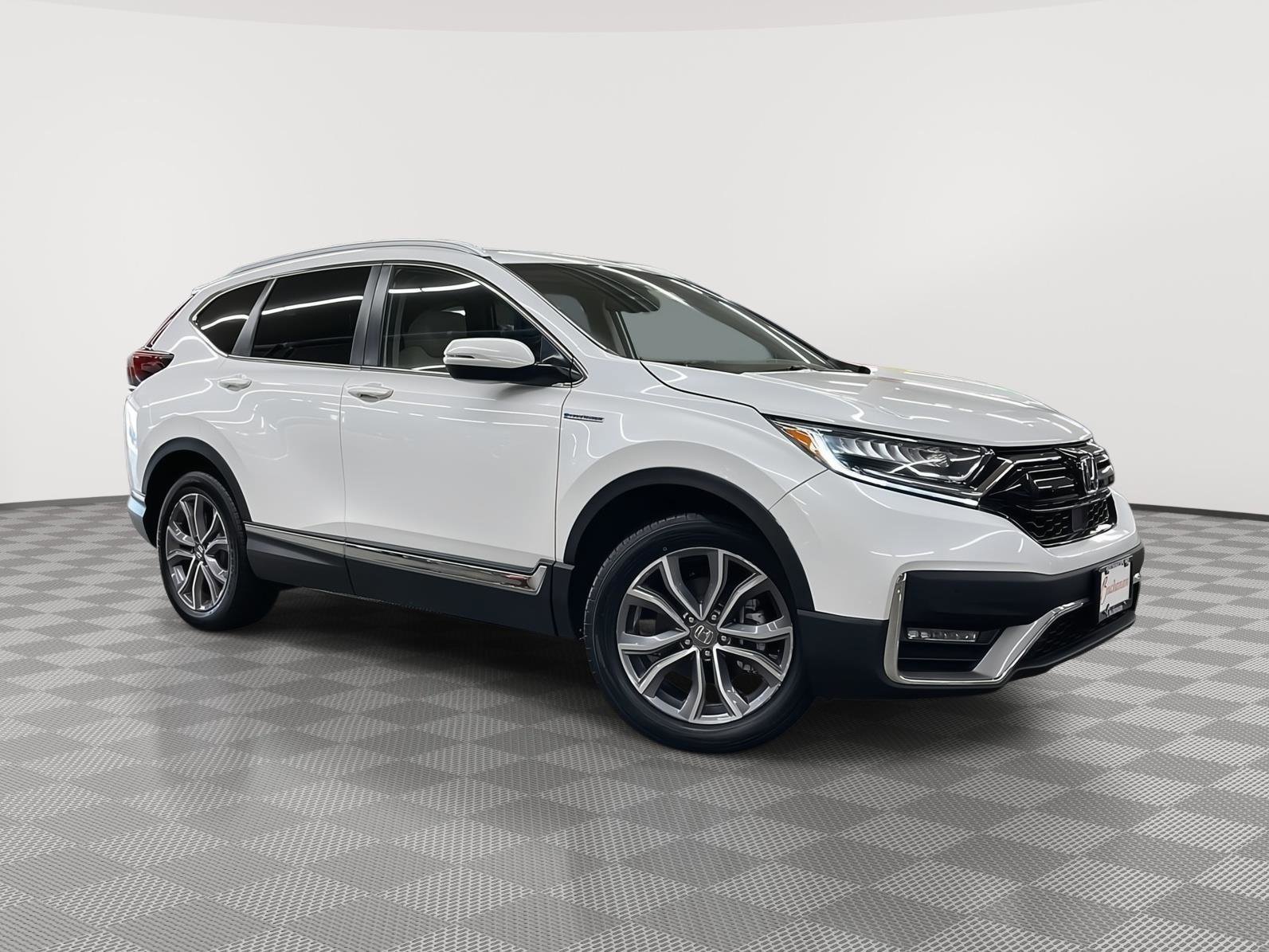 Used 2022 Honda CR-V Touring image 2