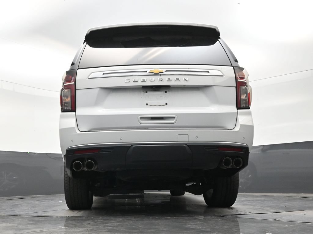Used 2022 Chevrolet Suburban High Country RWD image 22