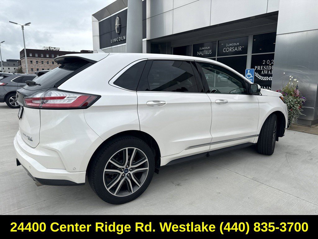 Used 2019 Ford Edge Titanium AWD/4WD image 10