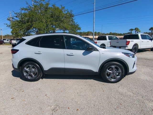 New 2026 Ford Escape ST-Line w/ Tech Pack #1 FWD image 17