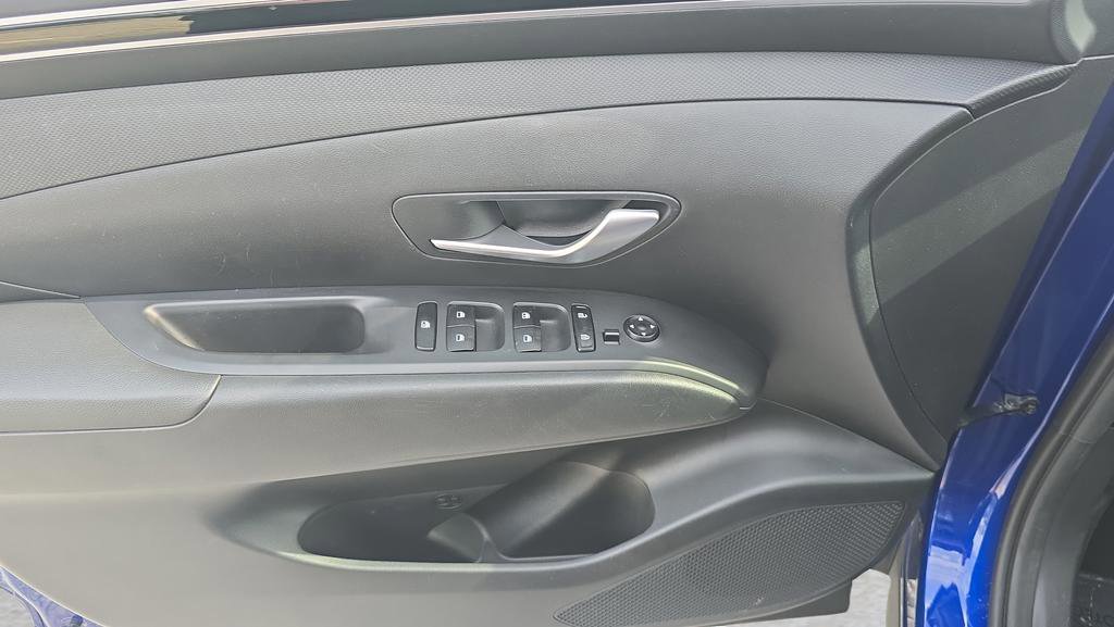 Certified 2024 Hyundai Tucson SE AWD/4WD image 16