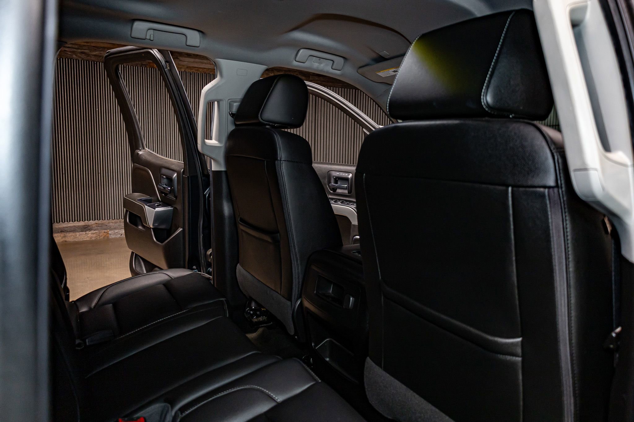 Used 2018 Chevrolet Silverado 1500 LTZ Z71 w/ LTZ Plus Package image 27